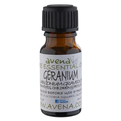 Geranium Essential Oil (Pelargonium graveolens)